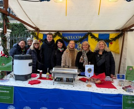 Herzenswärme auf dem Weihnachtsmarkt